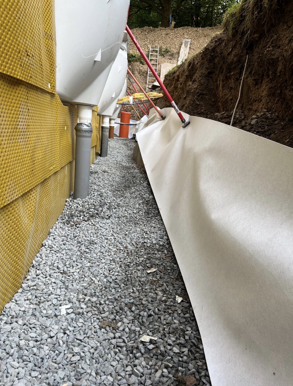 Kellerabdichtung mit Noppenbahn und Drainage – Feuchtigkeitsschutz Halilaj Plettenberg